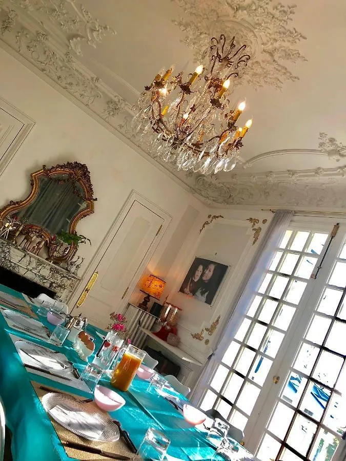 Séjour chez l'habitant Villa Ananda Huo Paris